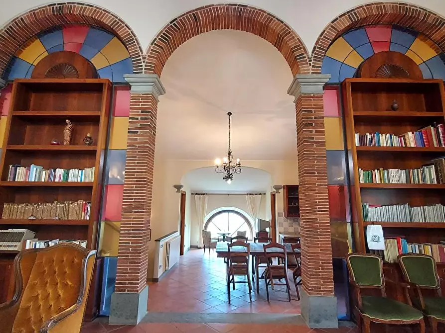 Immagine 24 di Villa in vendita  a Lucca