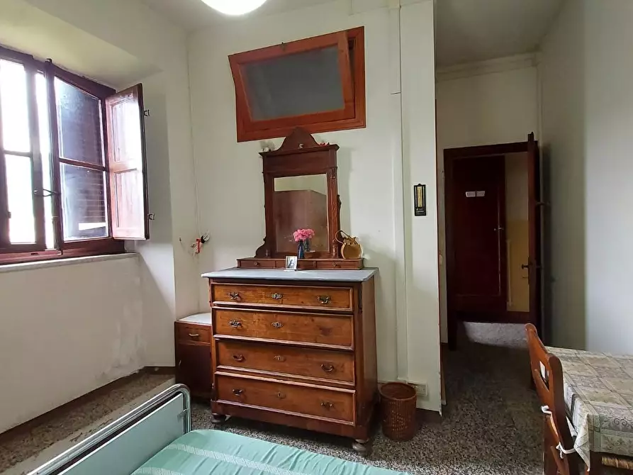 Immagine 15 di Villa in vendita  a Lucca