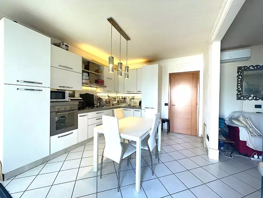 Immagine 7 di Appartamento in vendita  a Empoli