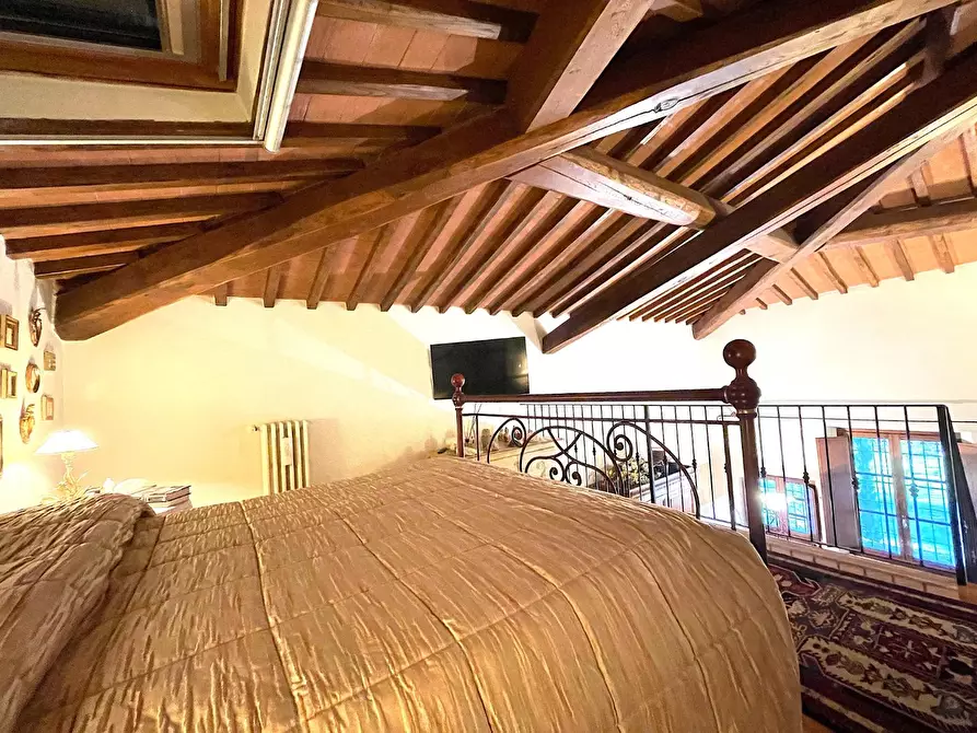 Immagine 32 di Casa colonica in vendita  a Empoli