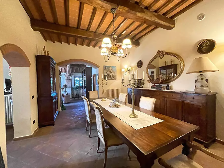 Immagine 20 di Casa colonica in vendita  a Empoli