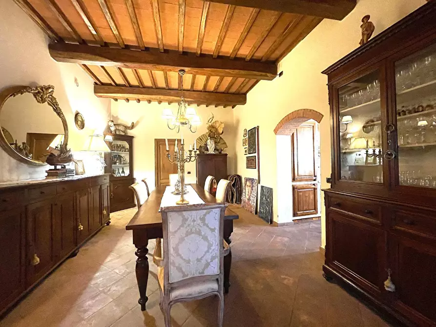 Immagine 21 di Casa colonica in vendita  a Empoli