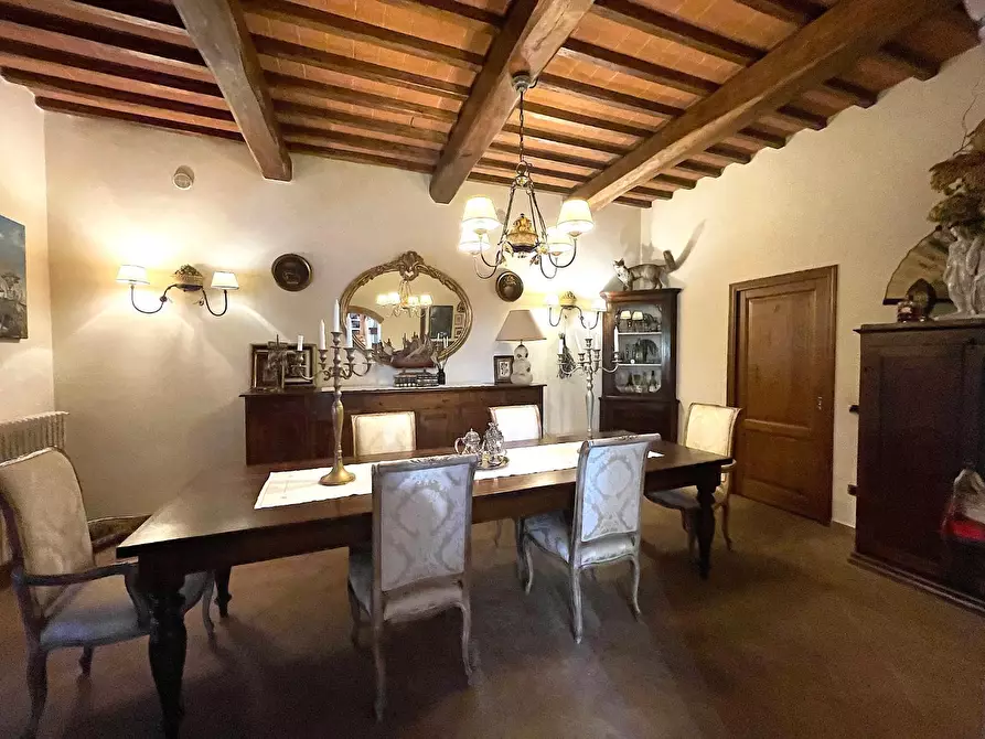 Immagine 19 di Casa colonica in vendita  a Empoli