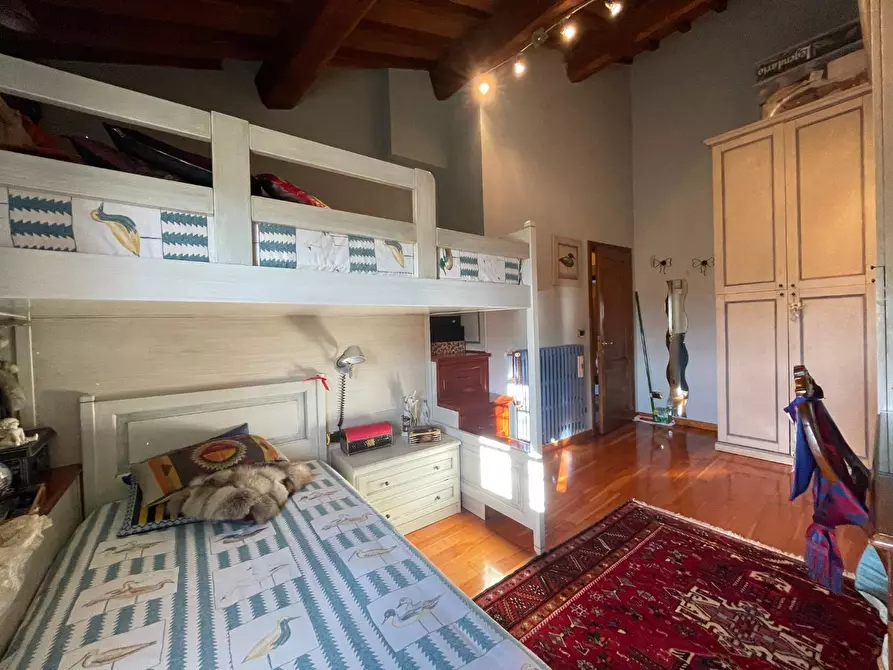 Immagine 27 di Casa colonica in vendita  a Empoli