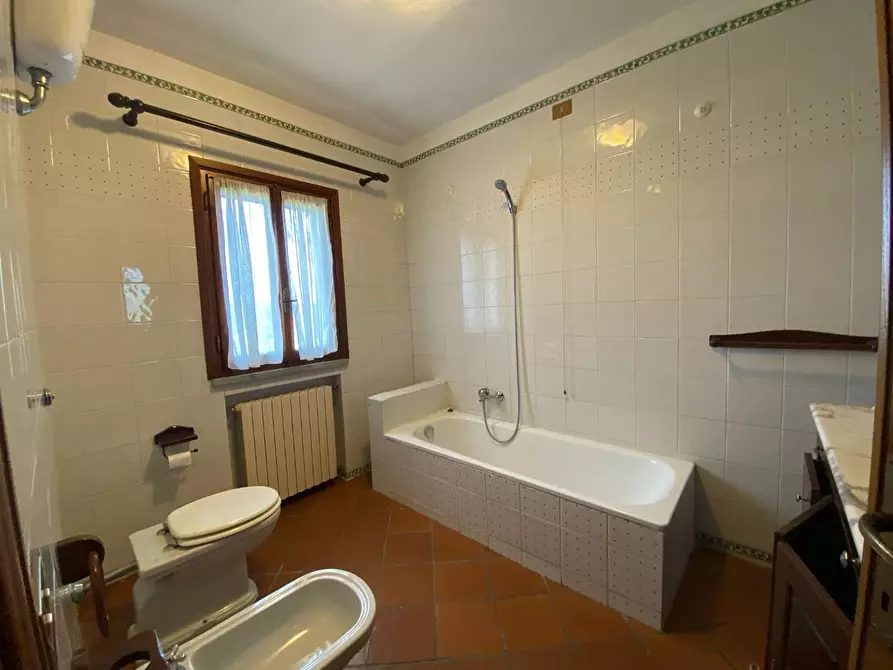 Immagine 28 di Rustico / casale in vendita  a Palaia