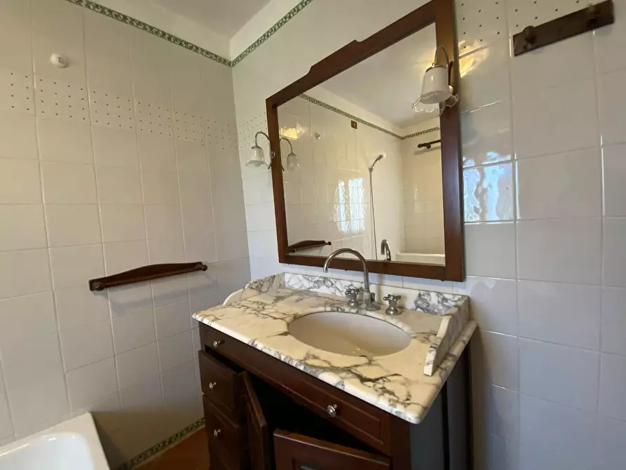 Immagine 27 di Rustico / casale in vendita  a Palaia