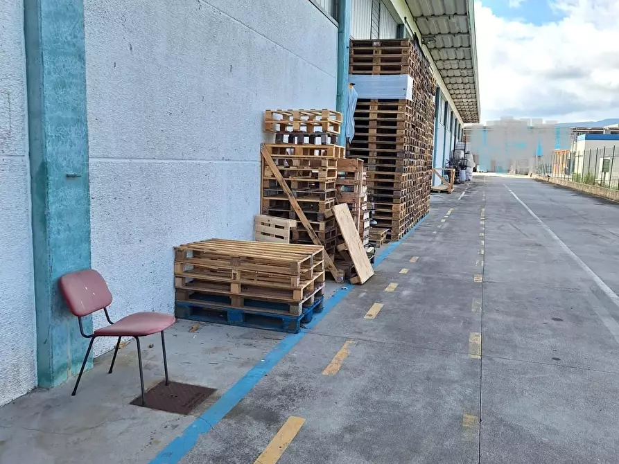 Immagine 3 di Capannone industriale in vendita  a Porcari