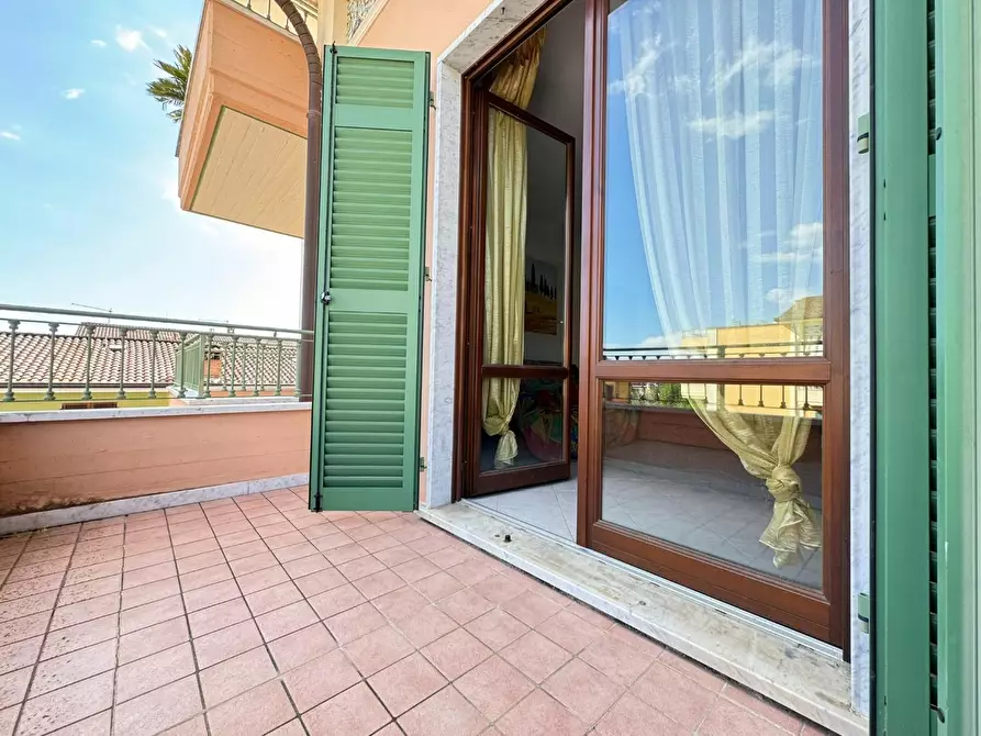 Immagine 8 di Appartamento in vendita  a Massa