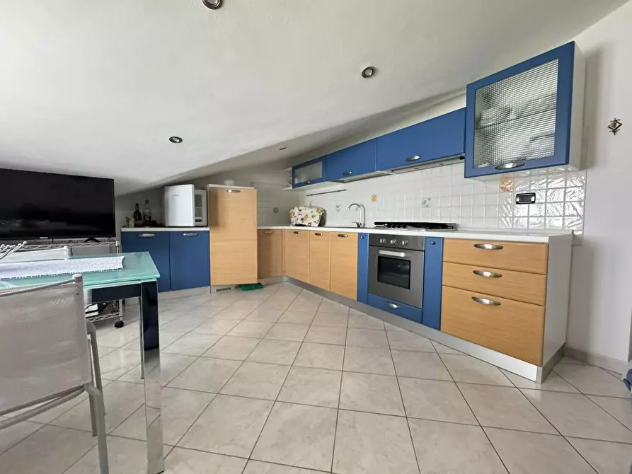 Immagine 18 di Appartamento in vendita  a Massa