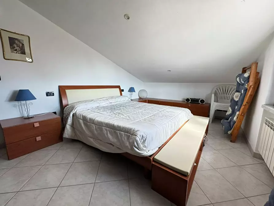 Immagine 17 di Appartamento in vendita  a Massa