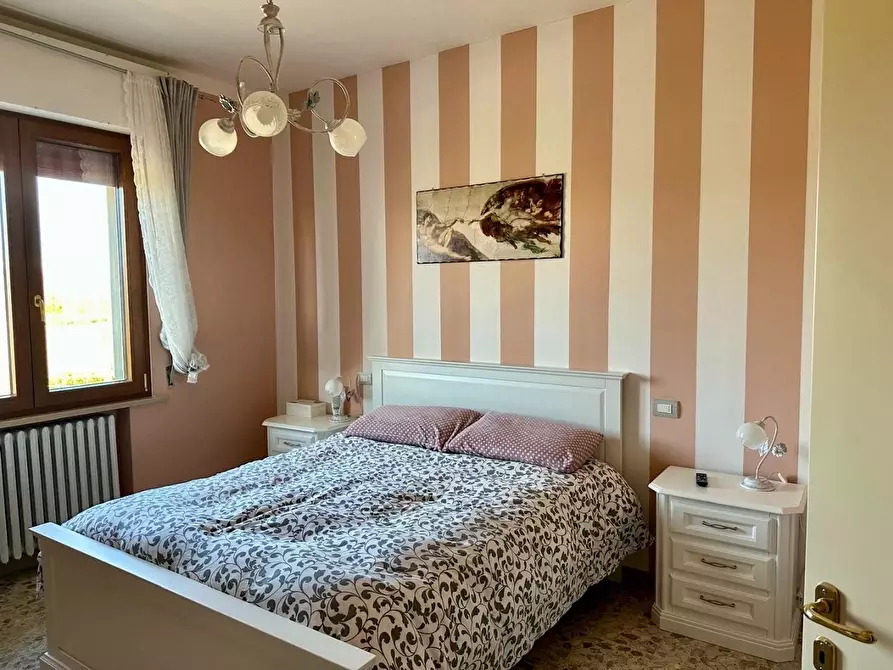 Immagine 10 di Appartamento in vendita  a Asciano