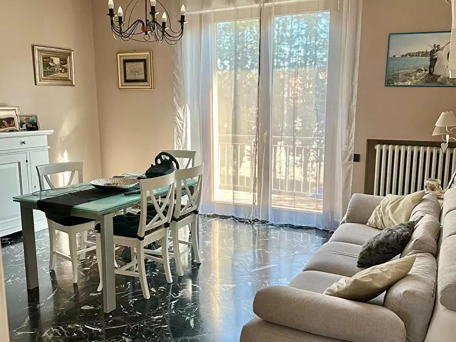 Immagine 1 di Appartamento in vendita  a Asciano