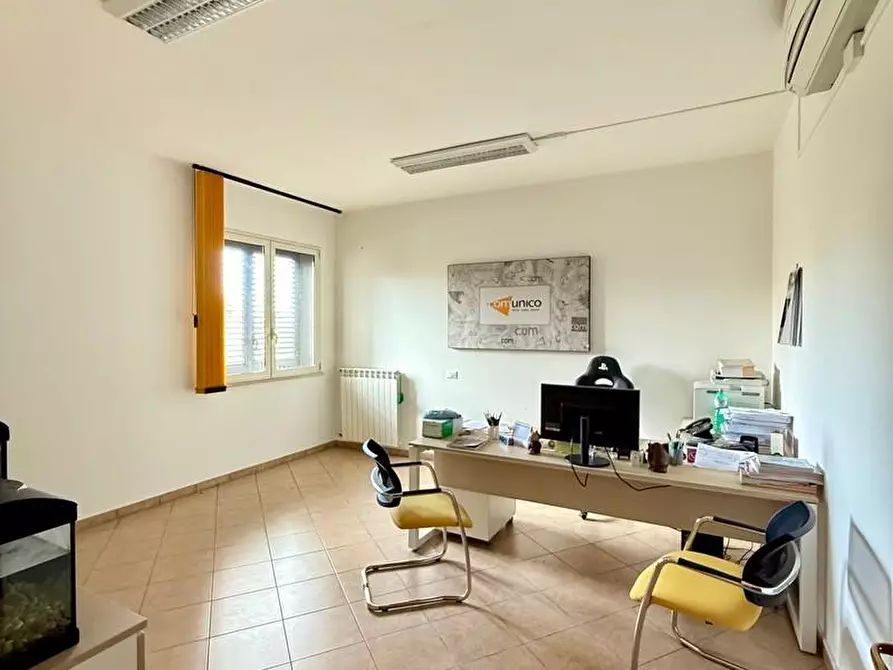 Immagine 15 di Villa in vendita  a Tricase