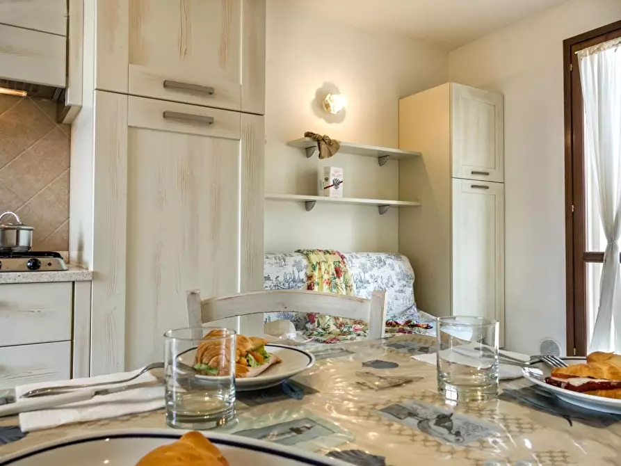 Immagine 3 di Appartamento in vendita  a Rosignano Marittimo