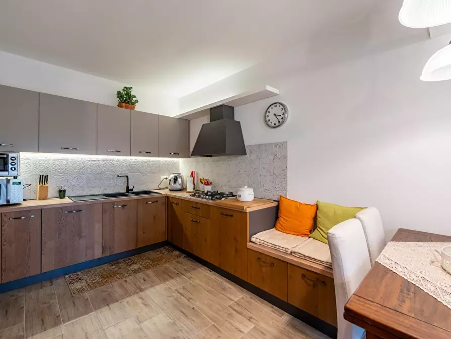 Immagine 12 di Casa bifamiliare in vendita  a Calcinaia