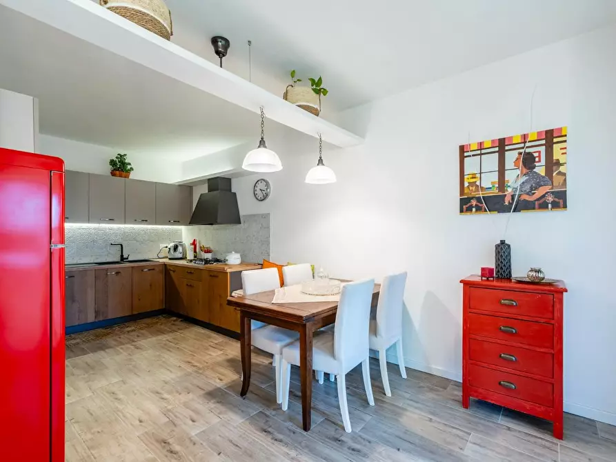 Immagine 10 di Casa bifamiliare in vendita  a Calcinaia