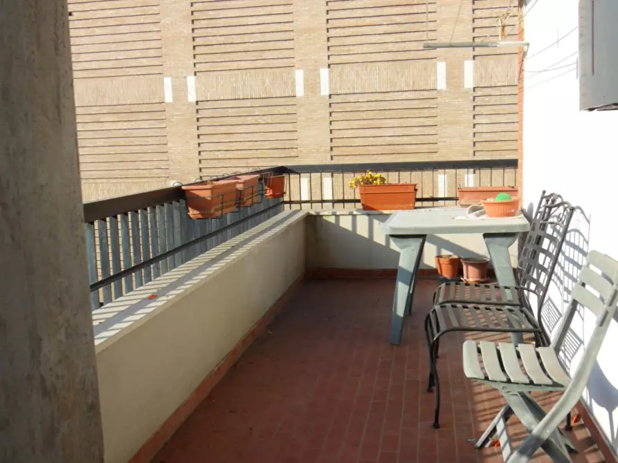 Immagine 5 di Appartamento in vendita  a Poggibonsi