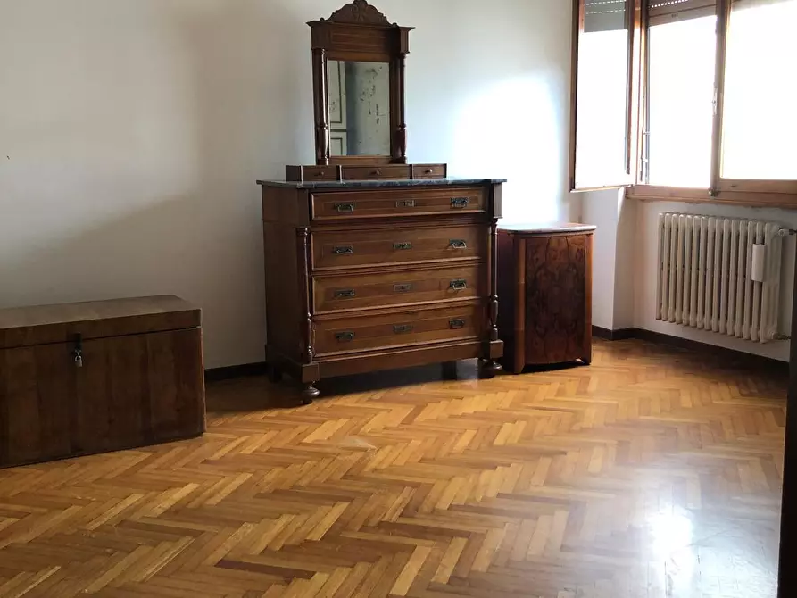 Immagine 8 di Appartamento in vendita  a Poggibonsi