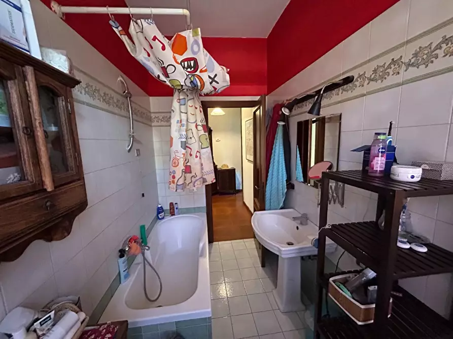 Immagine 29 di Appartamento in vendita  a Siena