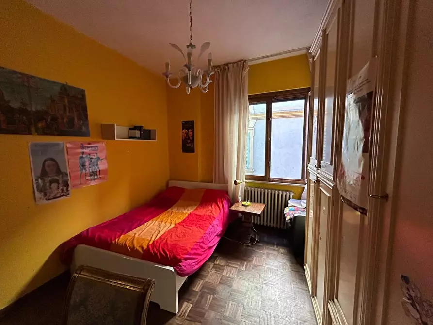 Immagine 26 di Appartamento in vendita  a Siena