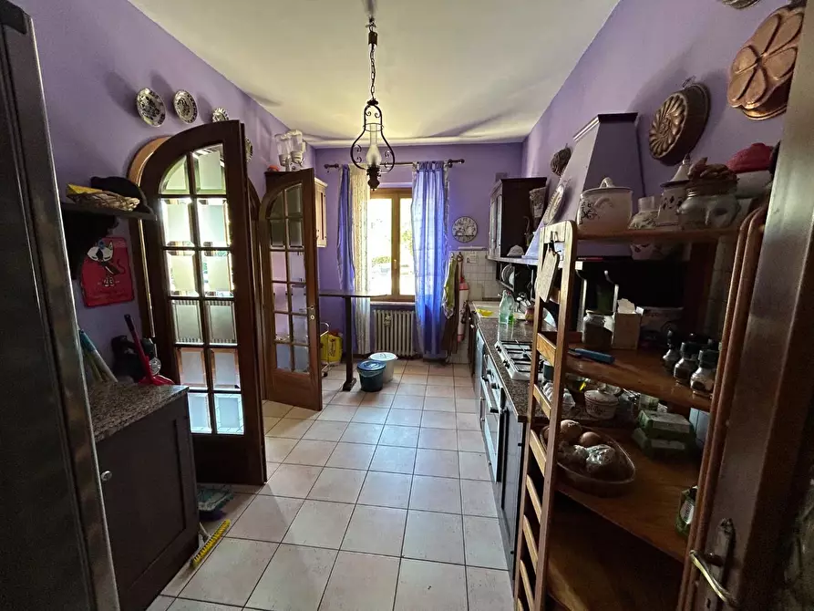 Immagine 9 di Appartamento in vendita  a Siena