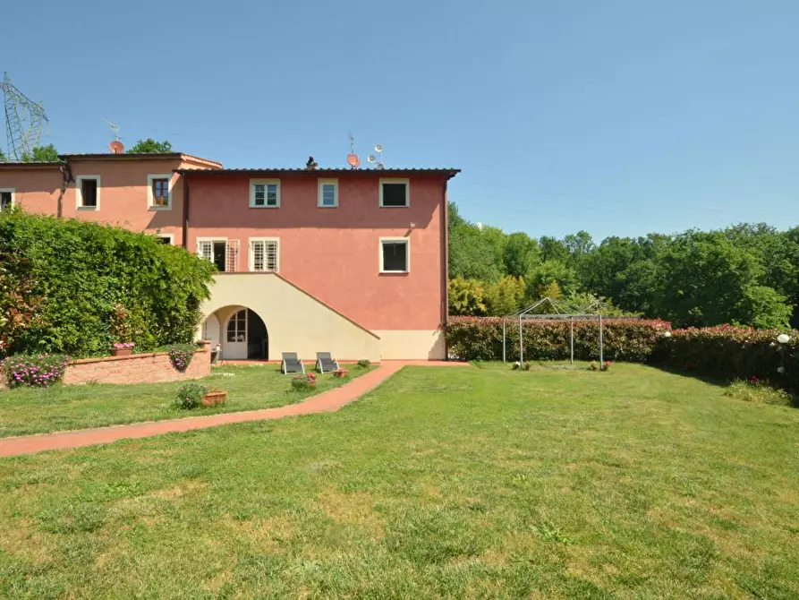 Immagine 1 di Rustico / casale in vendita  a Capannori