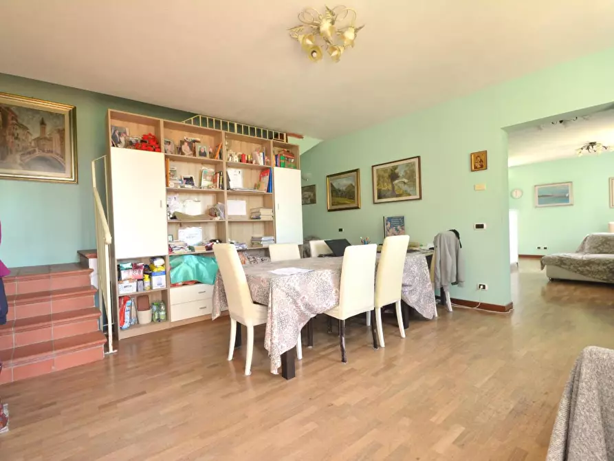 Immagine 4 di Rustico / casale in vendita  a Capannori