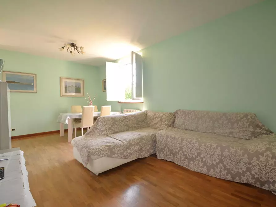 Immagine 7 di Rustico / casale in vendita  a Capannori
