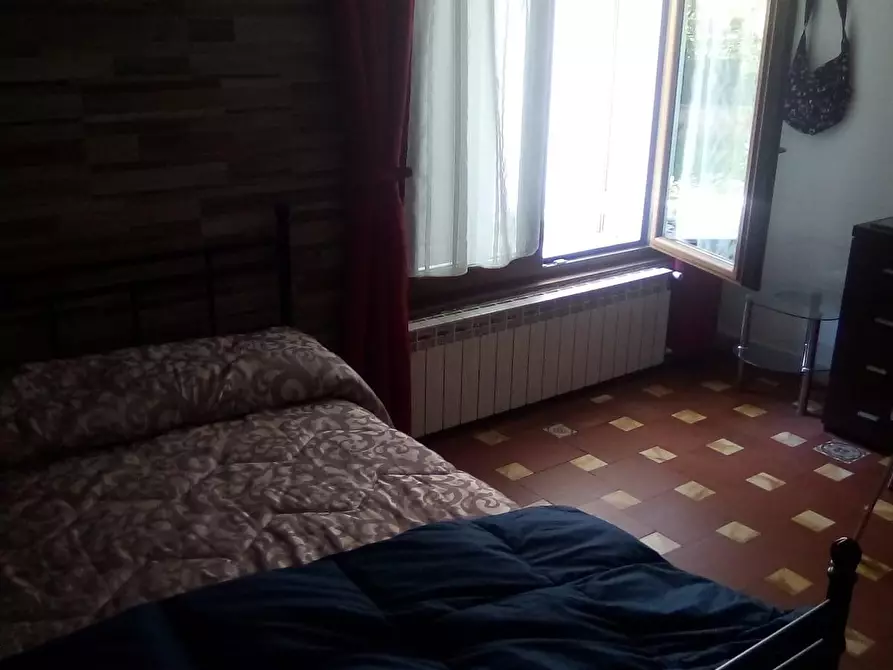 Immagine 23 di Appartamento in vendita  a Carrara