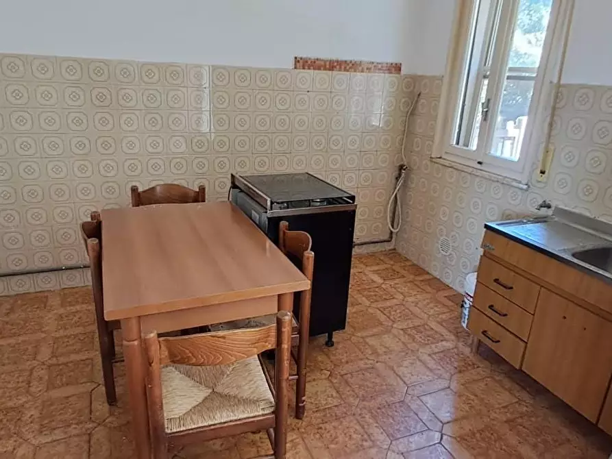 Immagine 10 di Appartamento in vendita  a Cecina