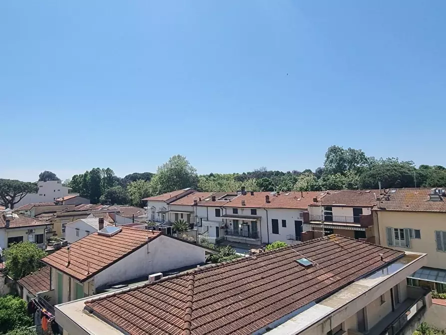 appartamento in vendita a Viareggio in zona Don Bosco