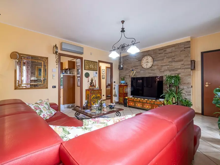 Immagine 10 di Appartamento in vendita  a Bergamo