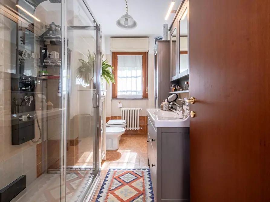 Immagine 25 di Appartamento in vendita  a Bergamo