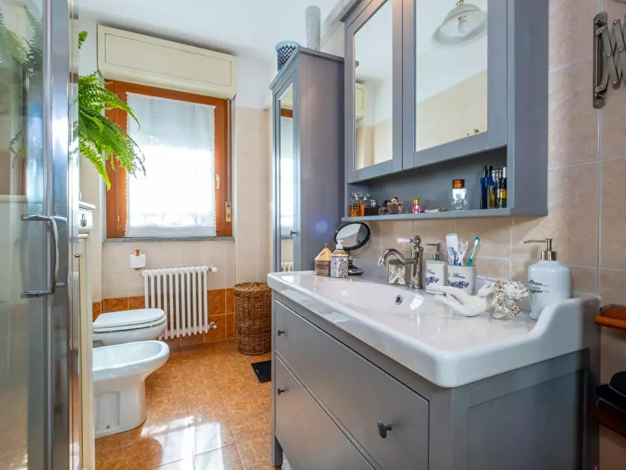 Immagine 29 di Appartamento in vendita  a Bergamo