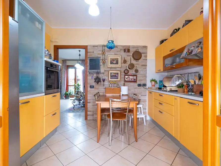 Immagine 18 di Appartamento in vendita  a Bergamo