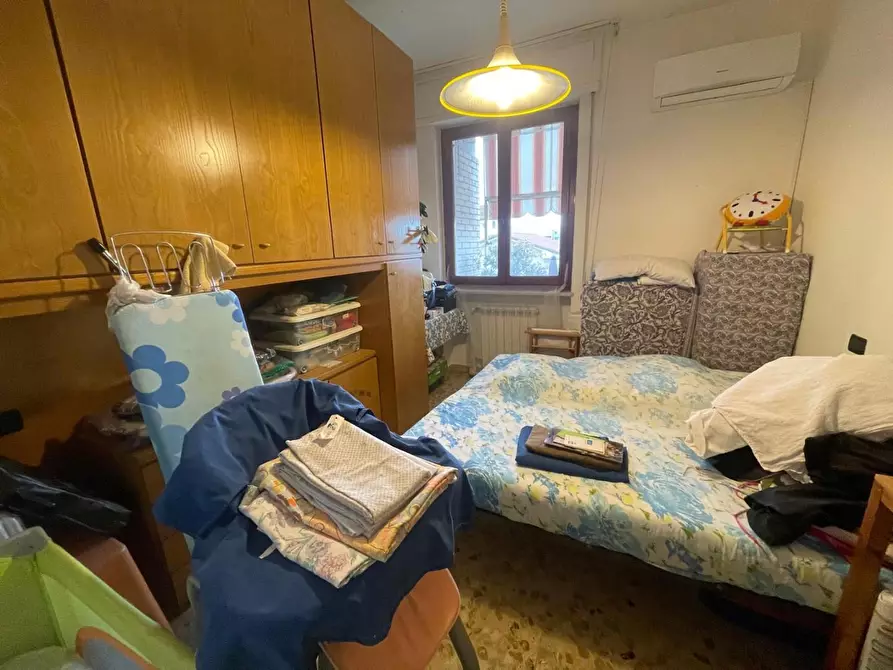 Immagine 8 di Appartamento in vendita  a Carrara