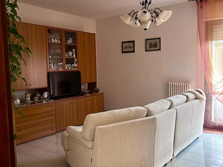 Immagine 2 di Appartamento in vendita  a Licciana Nardi