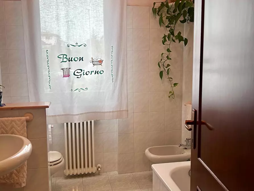 Immagine 18 di Appartamento in vendita  a Licciana Nardi