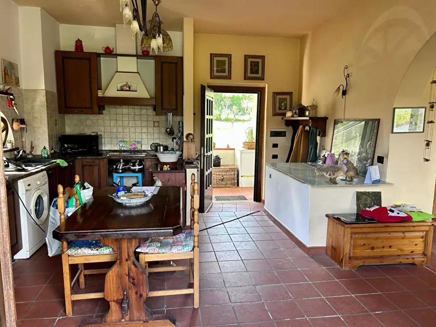 Immagine 6 di Casa indipendente in vendita  a Licciana Nardi