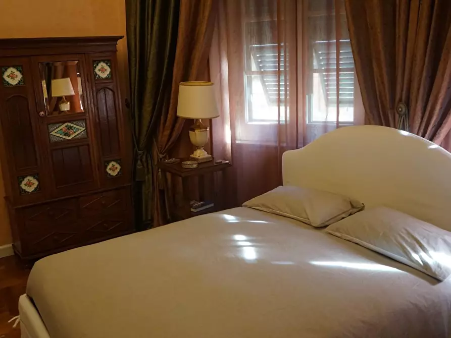 Immagine 48 di Casa semindipendente in vendita  a Carrara