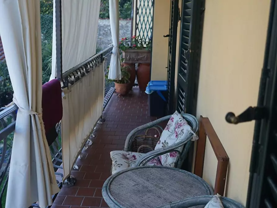 Immagine 14 di Casa semindipendente in vendita  a Carrara