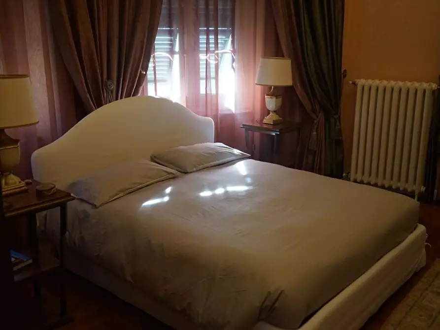 Immagine 47 di Casa semindipendente in vendita  a Carrara