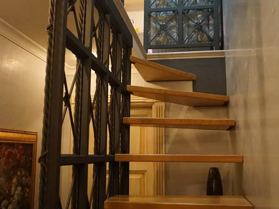 Immagine 22 di Casa semindipendente in vendita  a Carrara