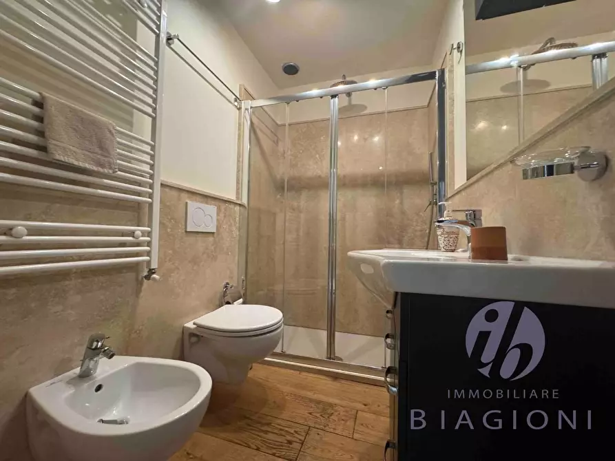 Immagine 7 di Appartamento in vendita  a Pietrasanta