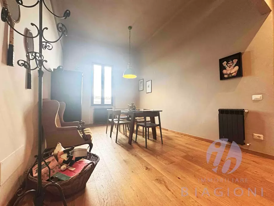 Immagine 13 di Appartamento in vendita  a Pietrasanta