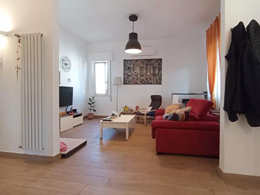 Immagine 3 di Casa bifamiliare in vendita  a Cascina