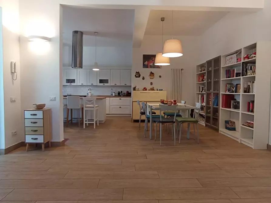 Immagine 13 di Casa bifamiliare in vendita  a Cascina