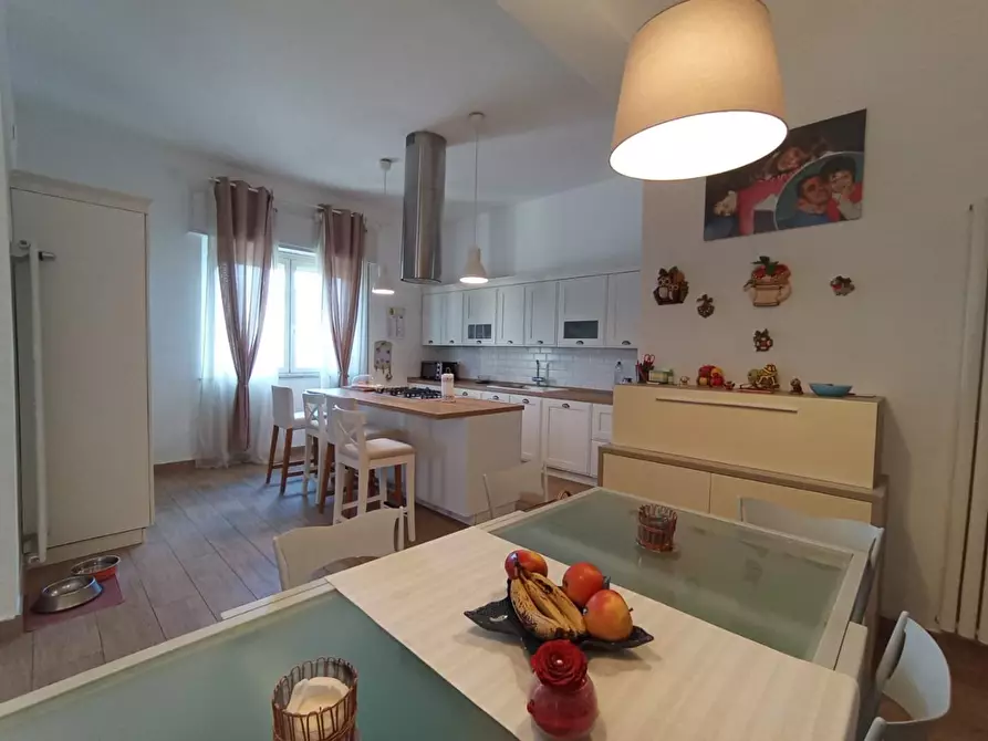 Immagine 12 di Casa bifamiliare in vendita  a Cascina