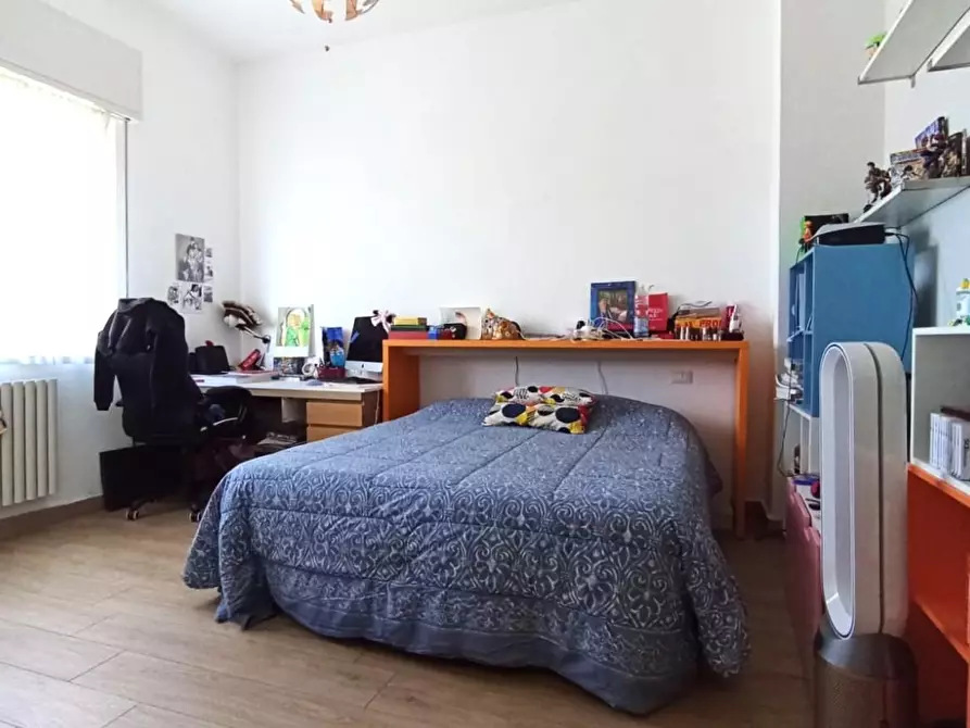 Immagine 23 di Casa bifamiliare in vendita  a Cascina