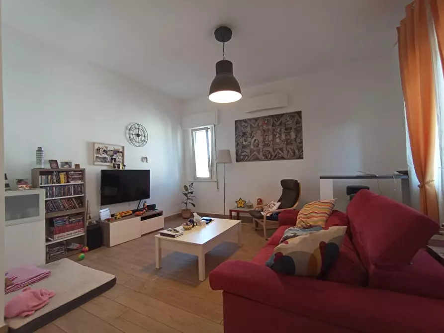 Immagine 5 di Casa bifamiliare in vendita  a Cascina